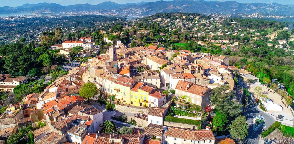 Mougins